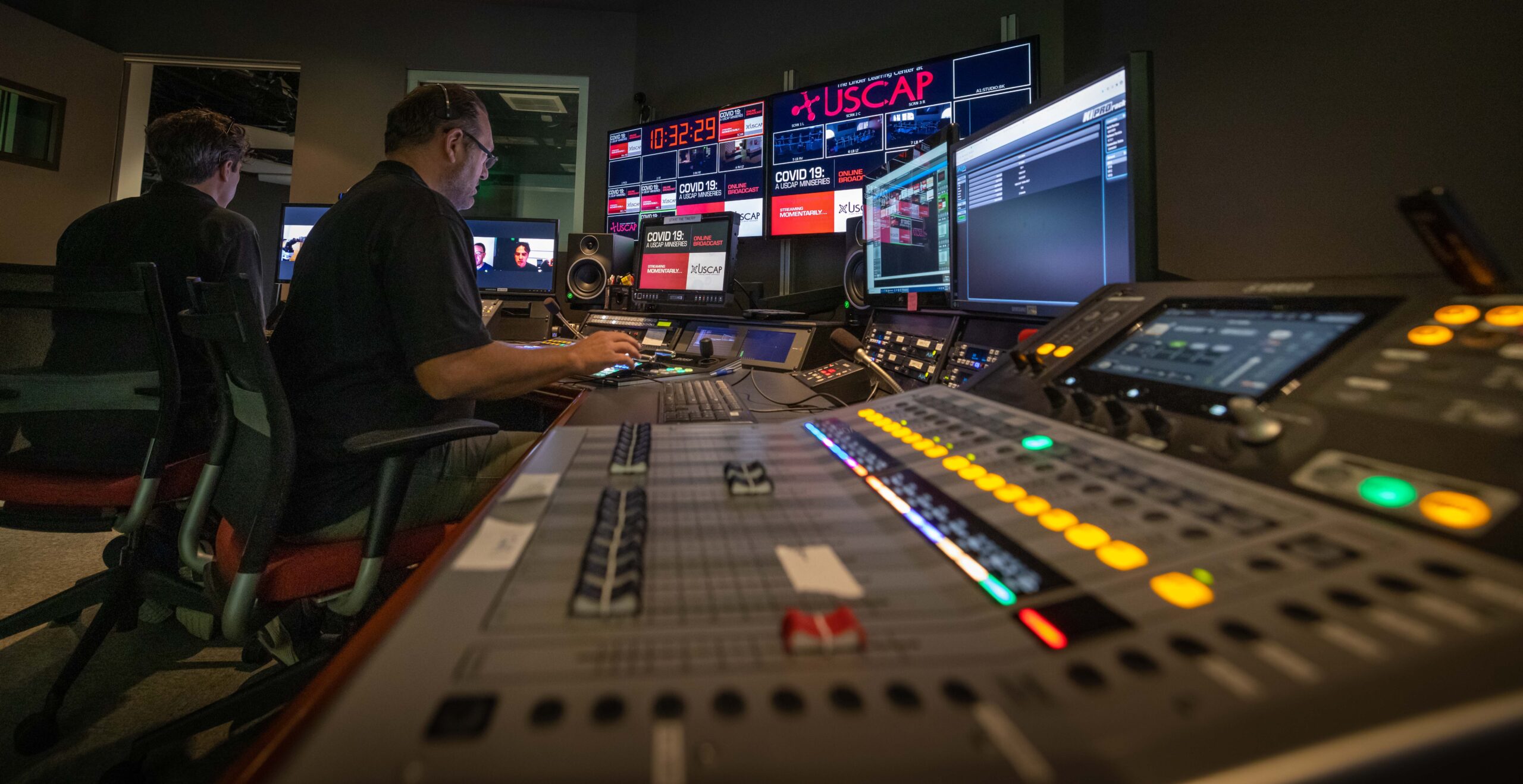 professional live streaming, webcasting, and broadcasting services by kaminsky productions in palm desert